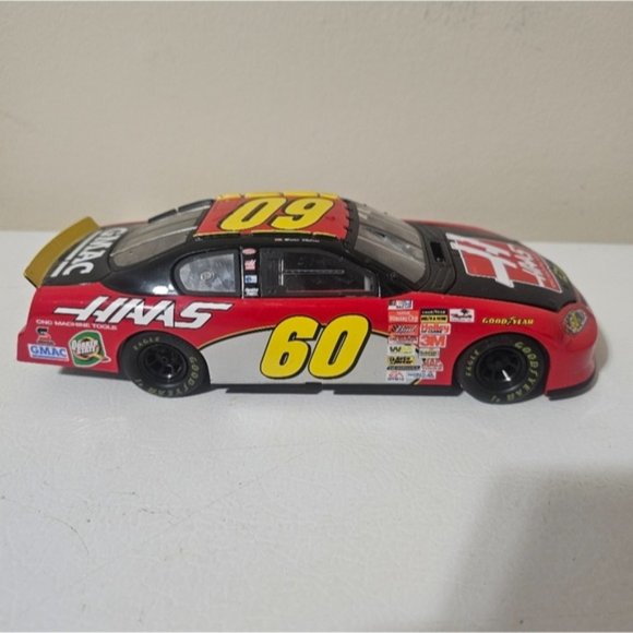 2003 Brian Vickers #60 HAAS Chevy 1/24 Team Caliber Diecast Car - Picture 4 of 8